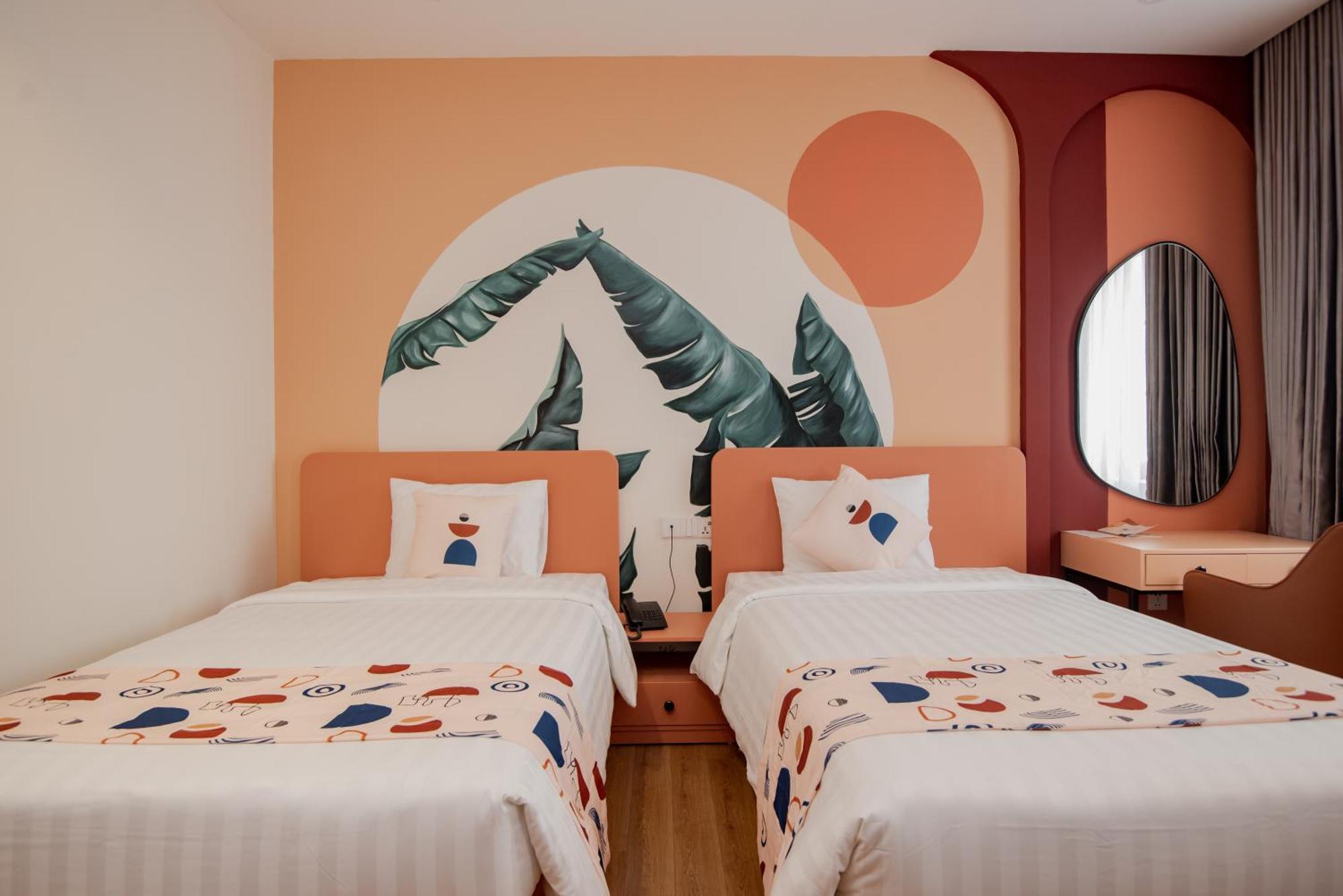 Palette Collect'S Boutique Hotel Ha Long Exterior photo